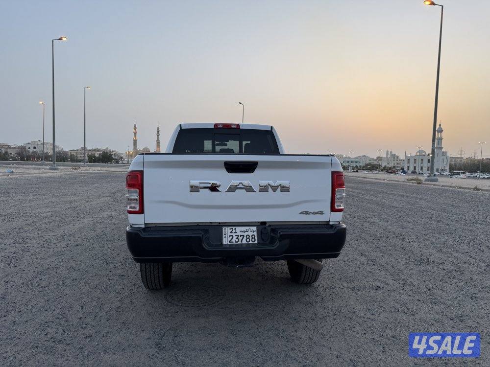 وانيت دودج رام 2500 HD 6.4L موديل ٢٠٢١3