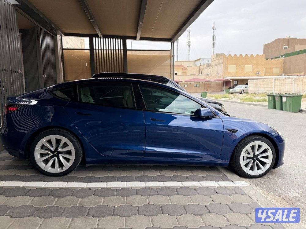 للبيع تسلا موديل 3 بريميم بكج 2021.5