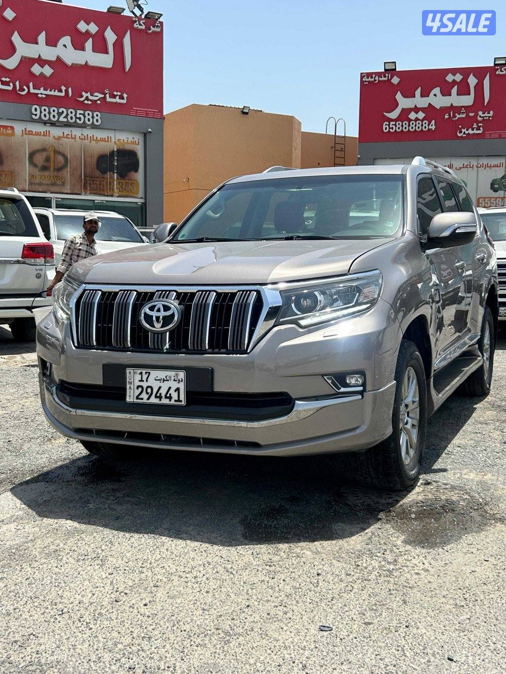 لاند كروزر برادو. VX0