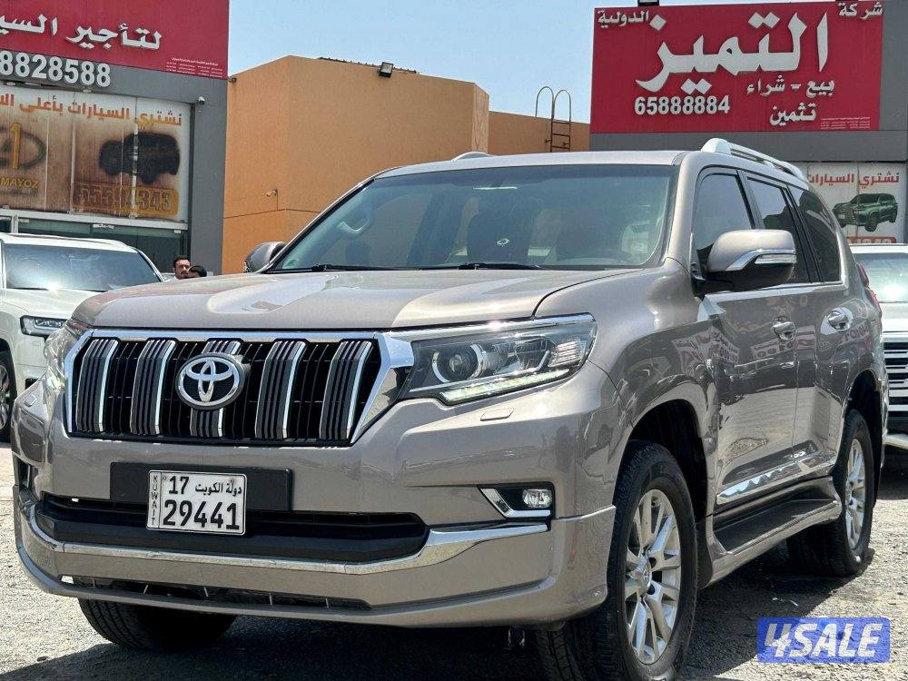 لاند كروزر برادو. VX8