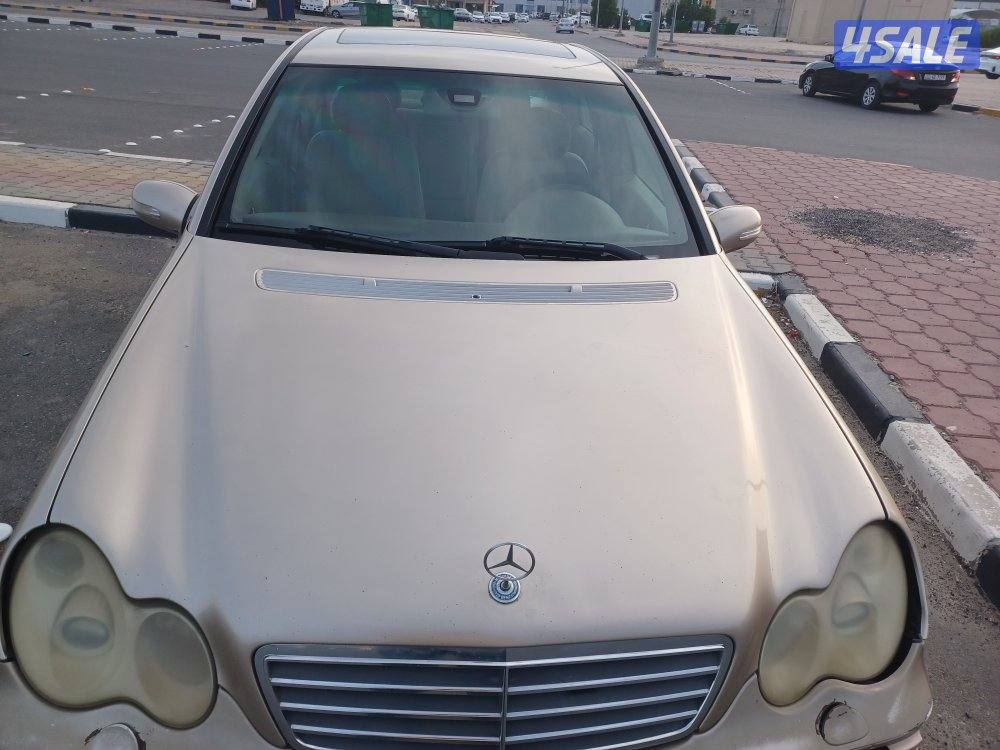 مرسيدس c200 مو 2005 خالي من الحوادث مكيف ثلج استعمال يومي0