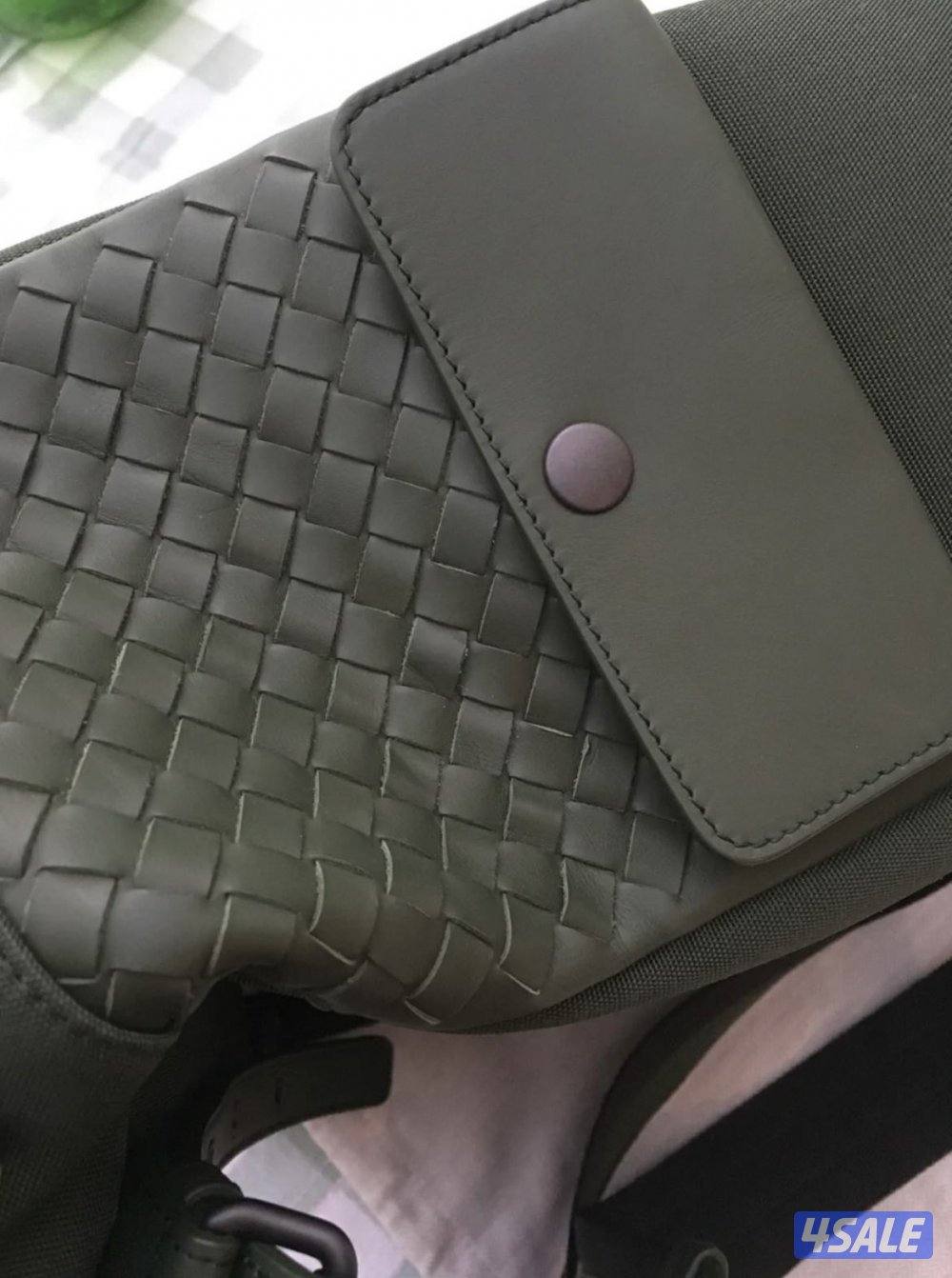 BOTTEGA VENETA FOREST HI-TECH CANVAS SASSOLUNGO جنطة ظهر بوتيقا فينيتا2