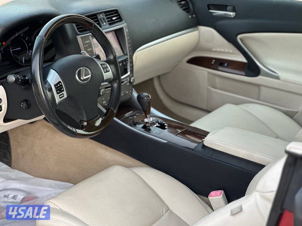 للبيع لكزس IS300 C ماشي ١٥٠ الف كيلو4