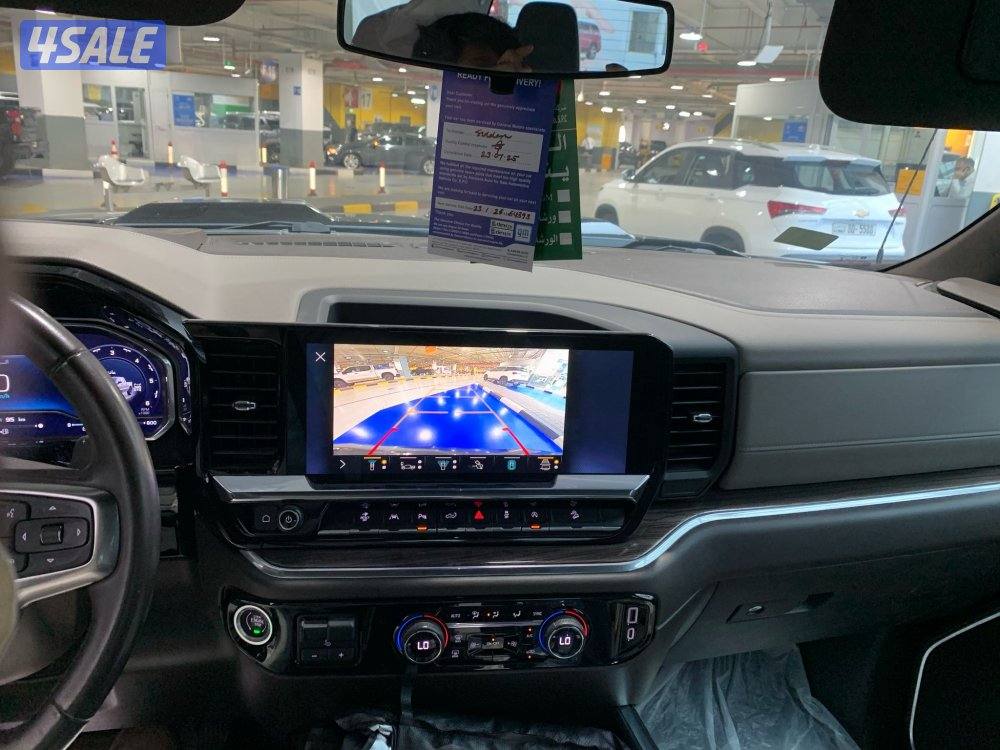 تريل بوس Z71 اسود 20227