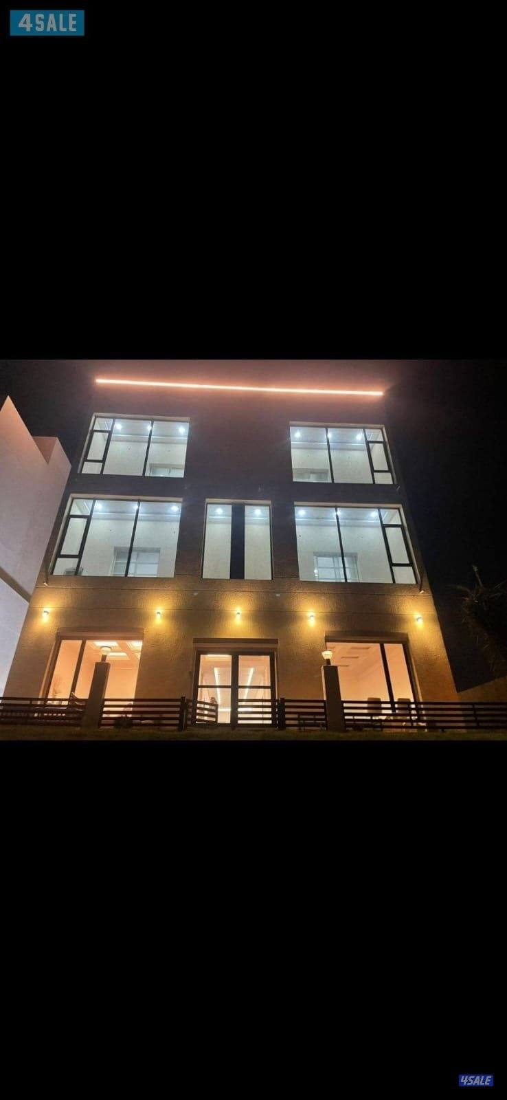 شاليه صف أول على البحر مباشره برايفت0