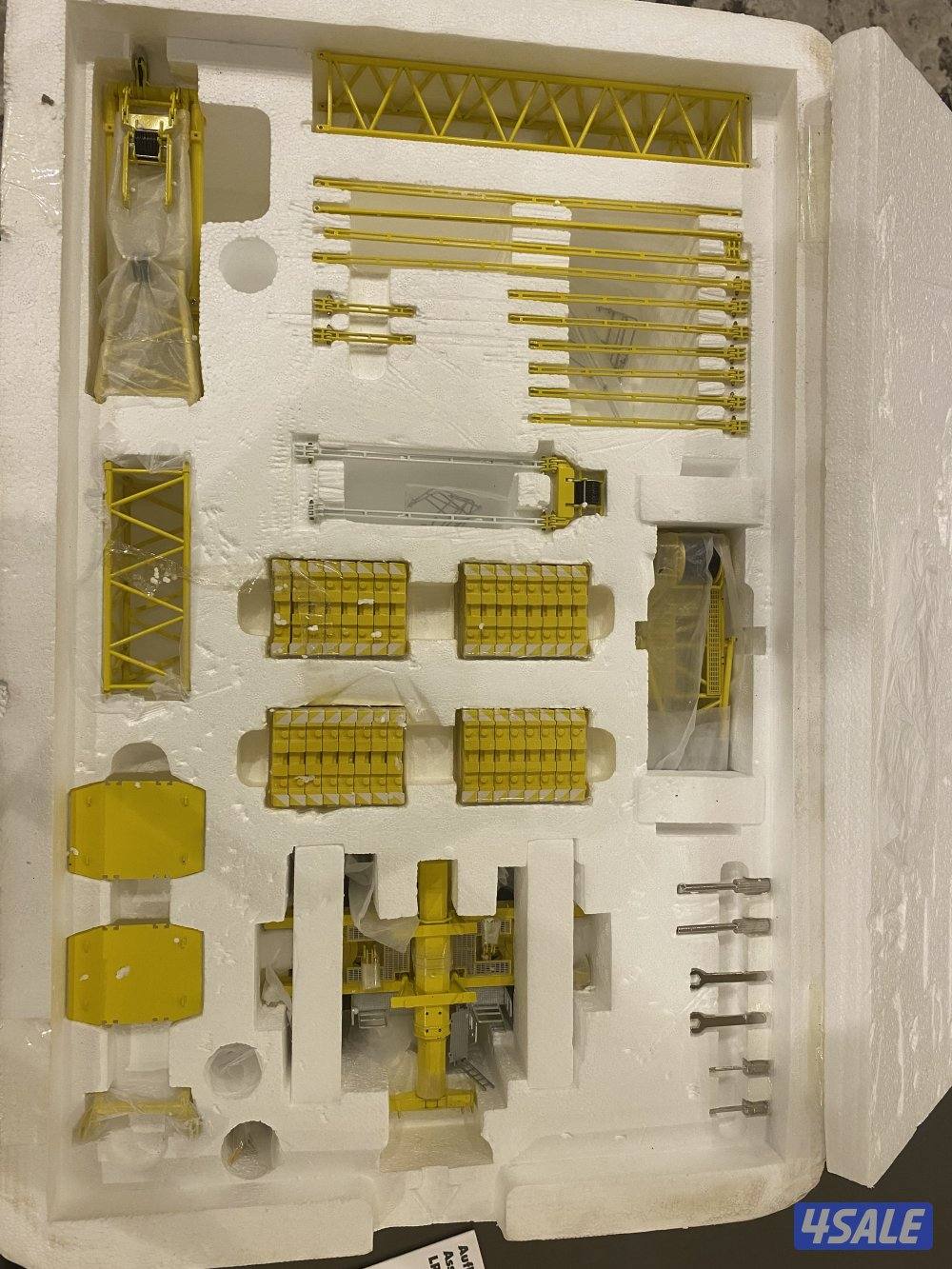 للبيع مجسم تركيب كرين14