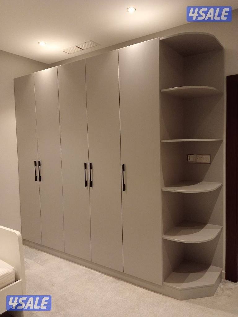 نجار و الصباغ پاکستانی أبواب و کبتات ملامین جديد و تصيح تركيب0