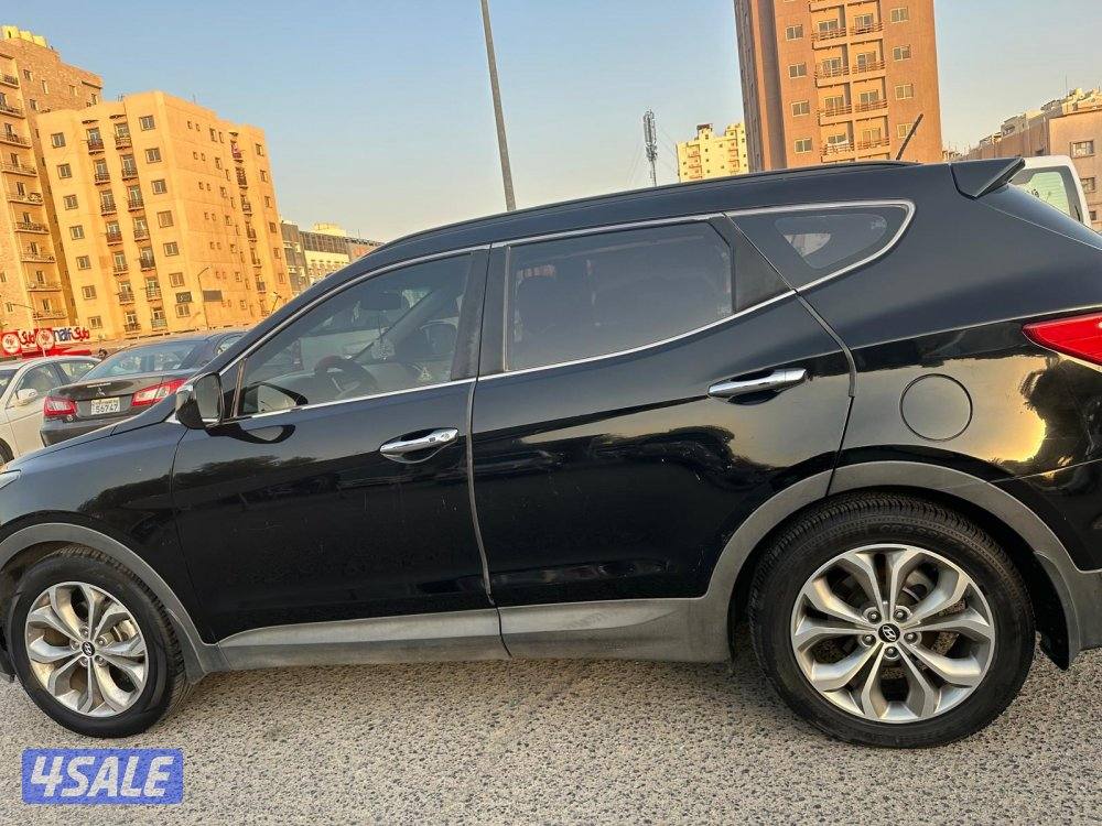 للبيع هونداي سنتافي 2014  فل الكامل V6 - شبه  وكالة14