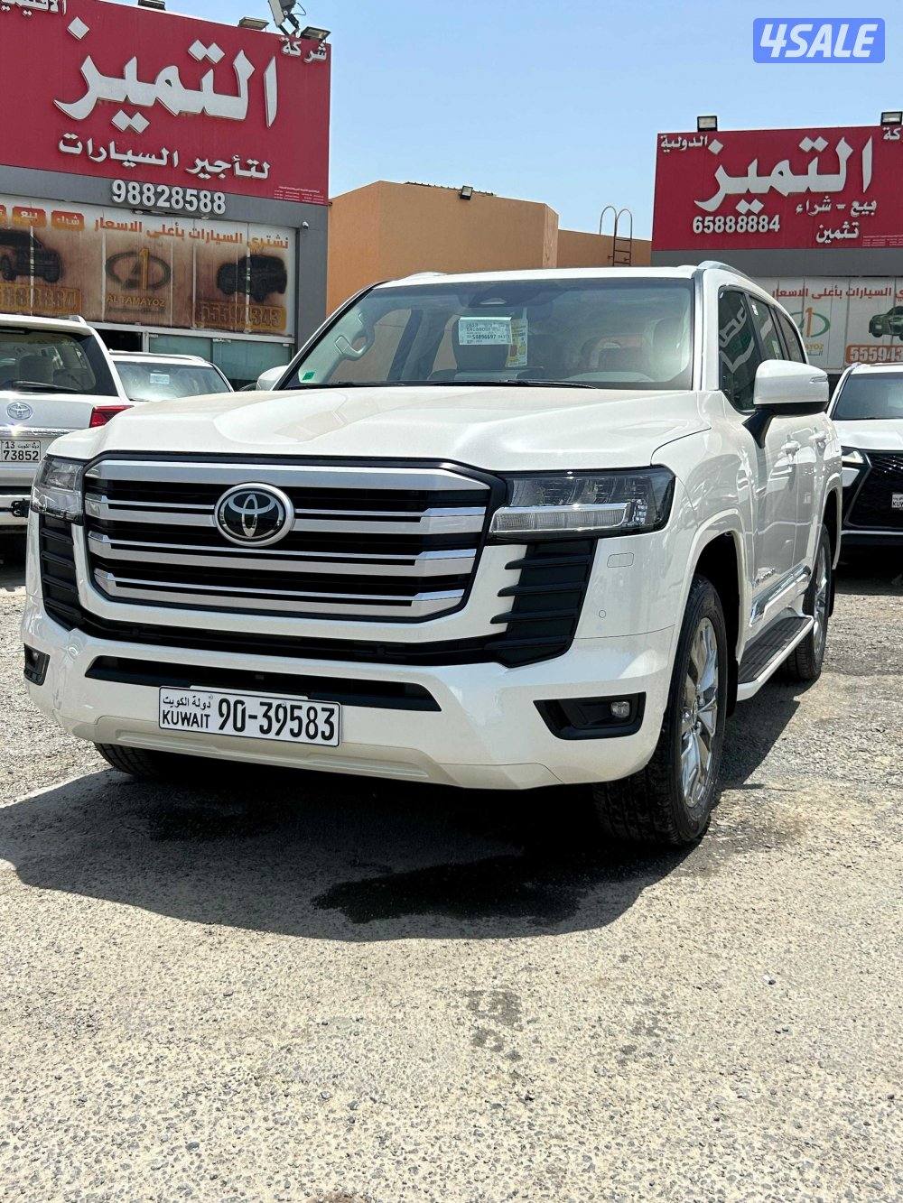 لاند كروزر GX.R AERO .V6 موديل 2025 اصفار0
