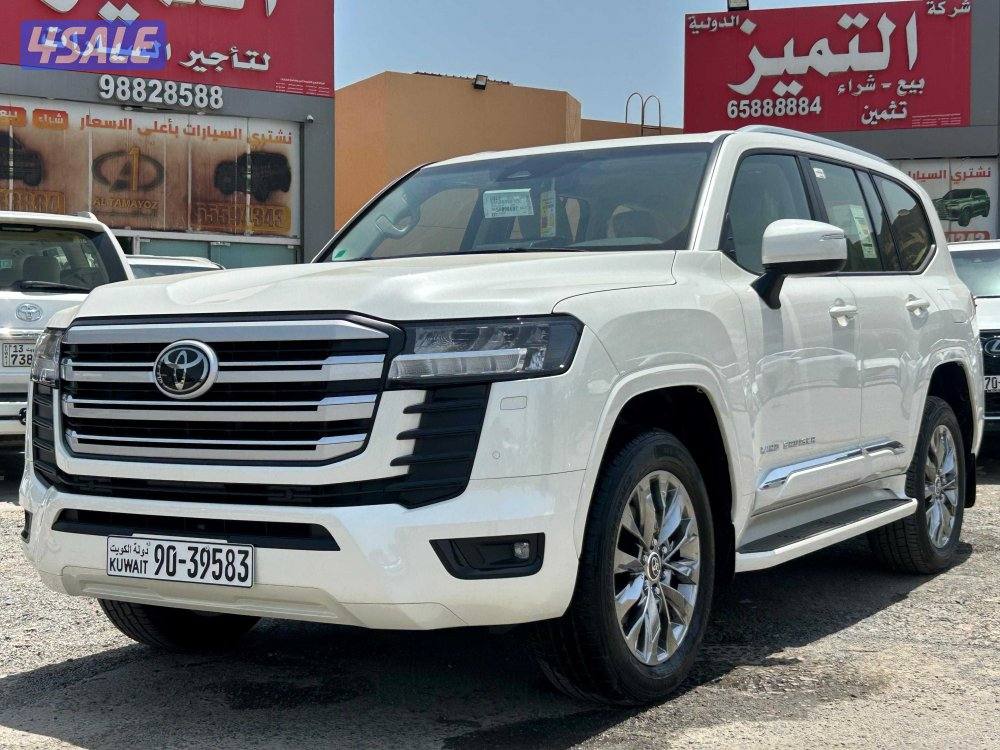 لاند كروزر GX.R AERO .V6 موديل 2025 اصفار8
