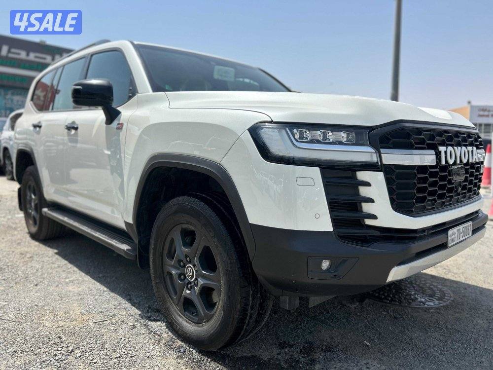 لاند كروزر GR .SPORT   twin turbo .V61