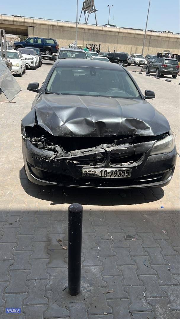 للبيع BMW 523i مدعوم من الامام1