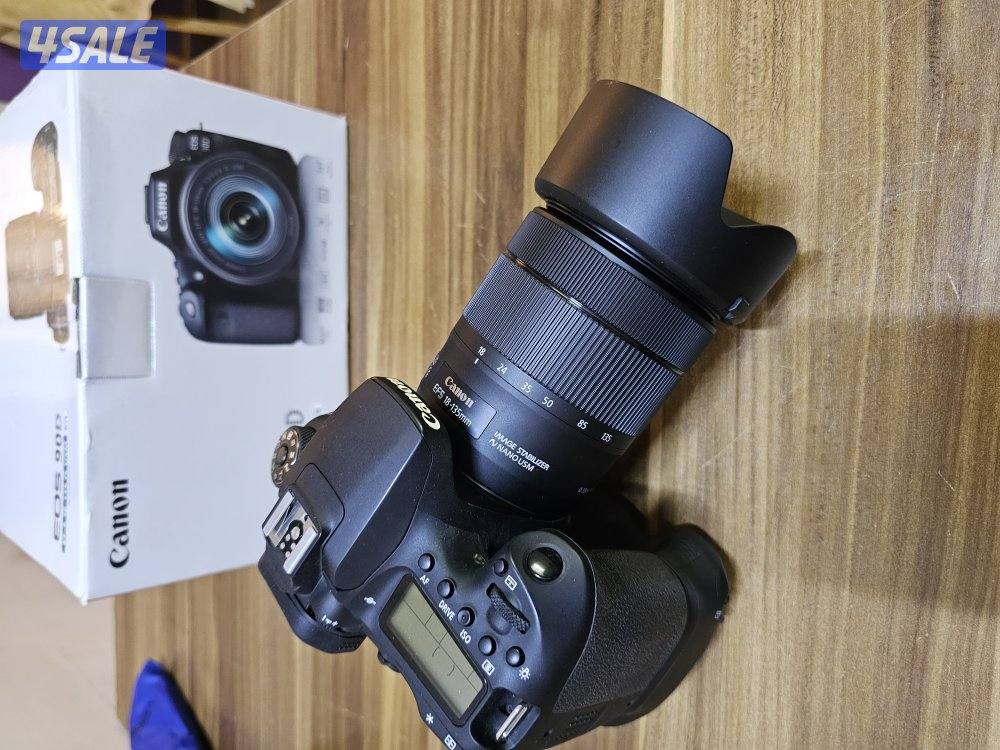 CANON 90D WITH 18-135 USM LENS & CANON BATTERY GRIP2