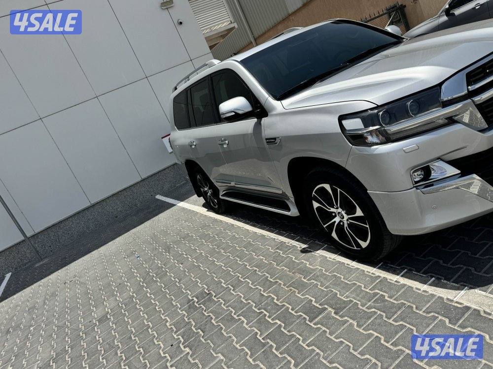 لاندكروزر GX.R_قراند تورينق_V63