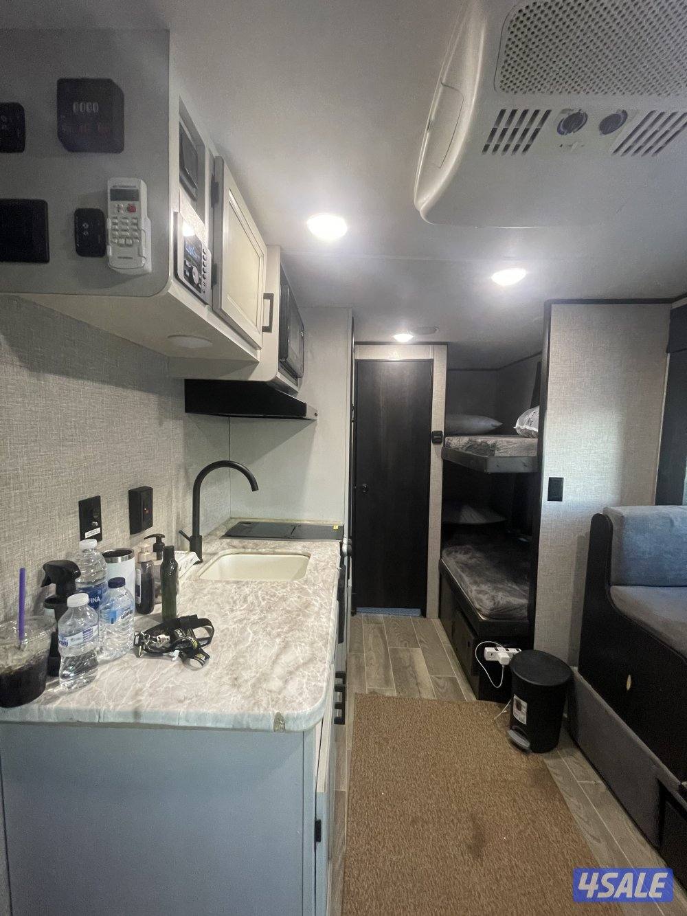 للبيع كرفان جايكو 2-2-0-22