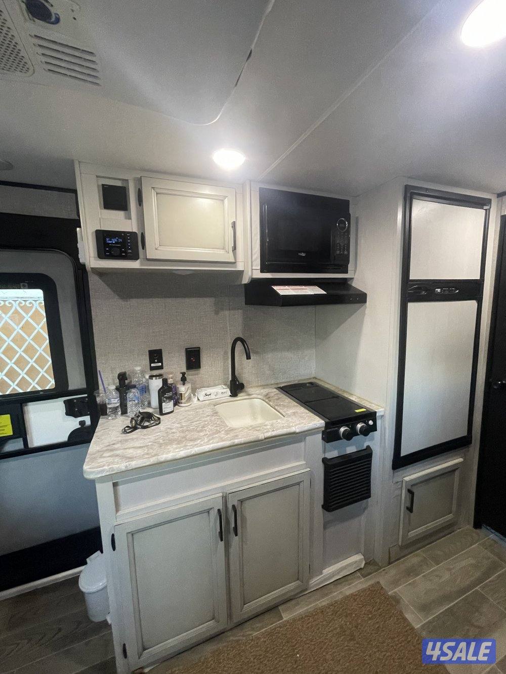 للبيع كرفان جايكو 2-2-0-23