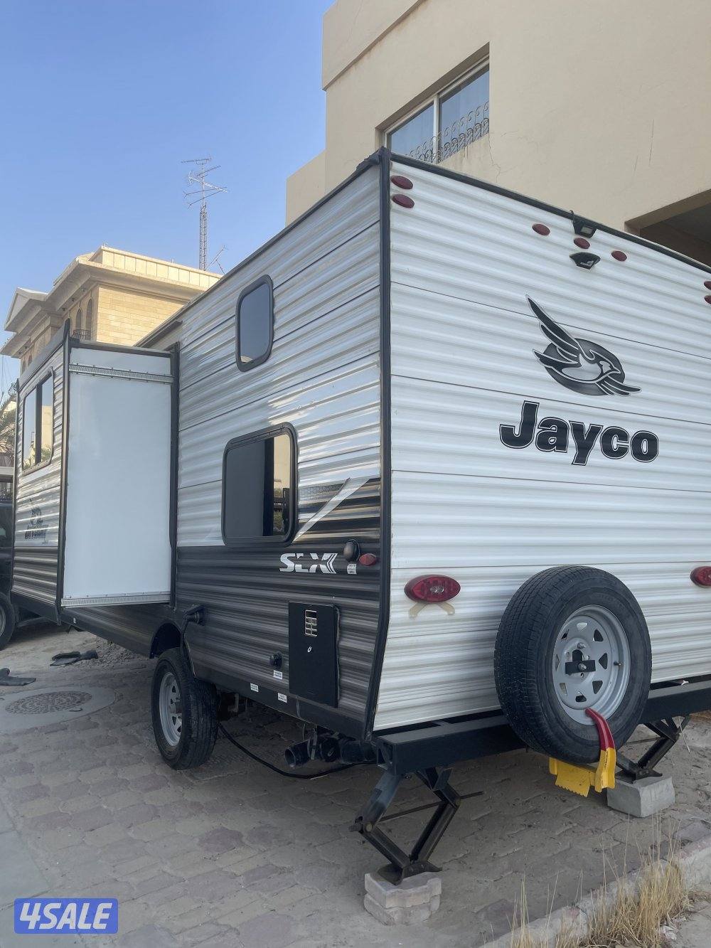 للبيع كرفان جايكو 2-2-0-24