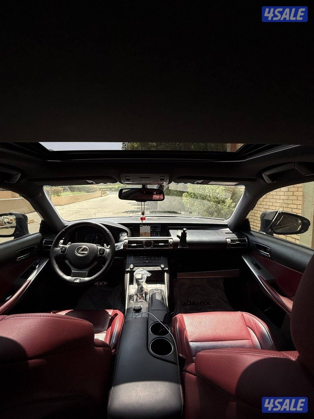 Lexus is350 F sport مميز جداً6