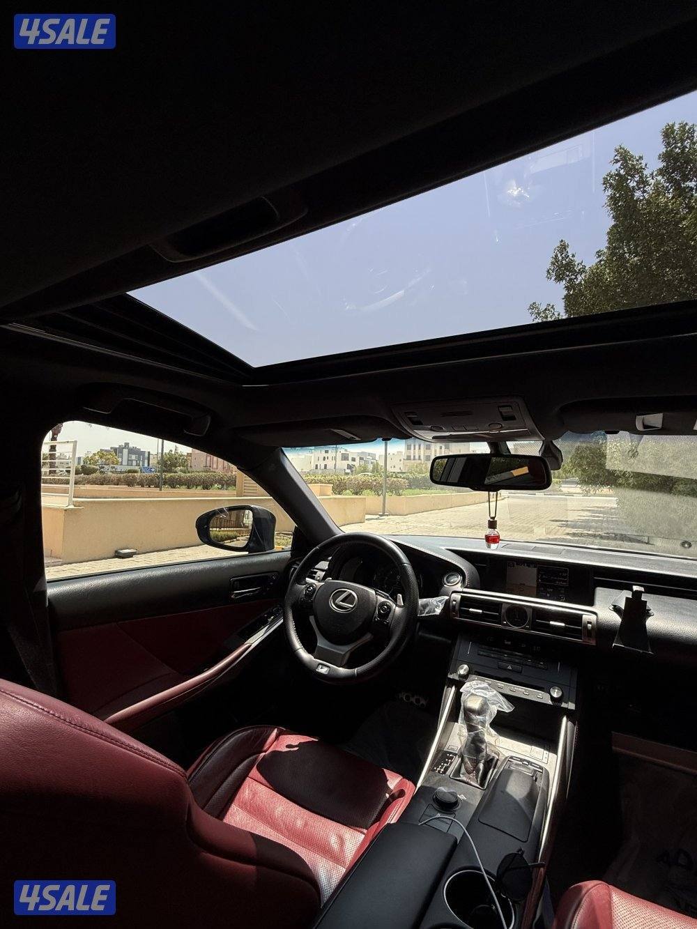 Lexus is350 F sport مميز جداً7