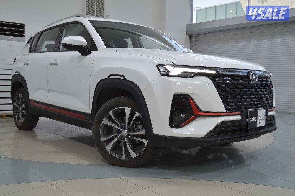 سيارة شانجان CS35 بلس 2024 فئة الدفع الأمامي 14 لتر0