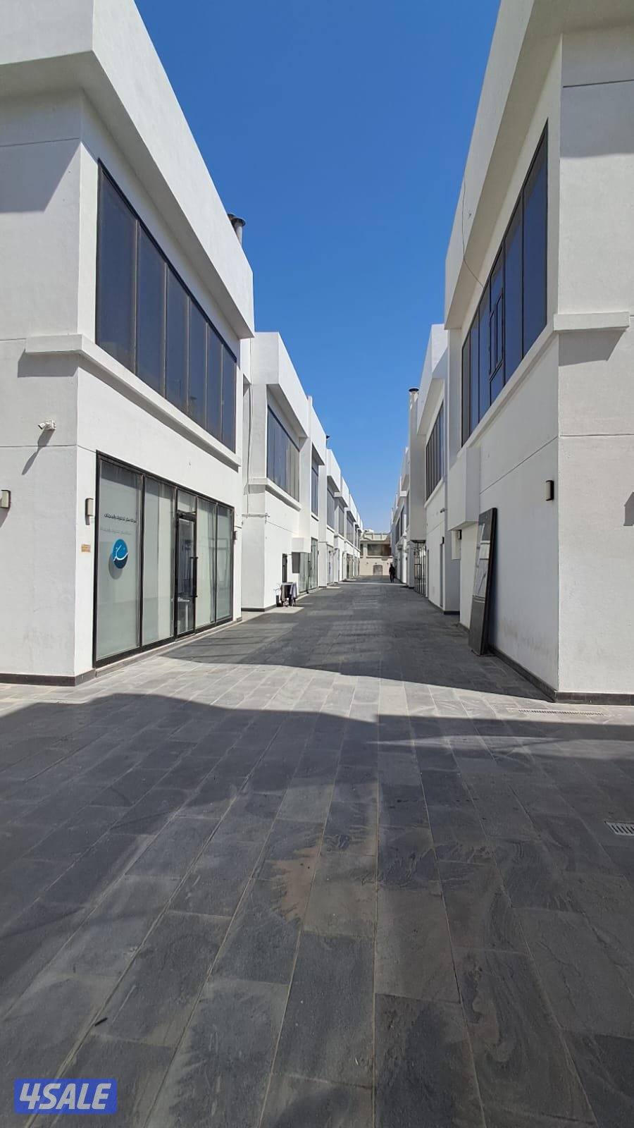 للإيجار بأسواق القرين محلات وسرداب ودور اول ميزانين1