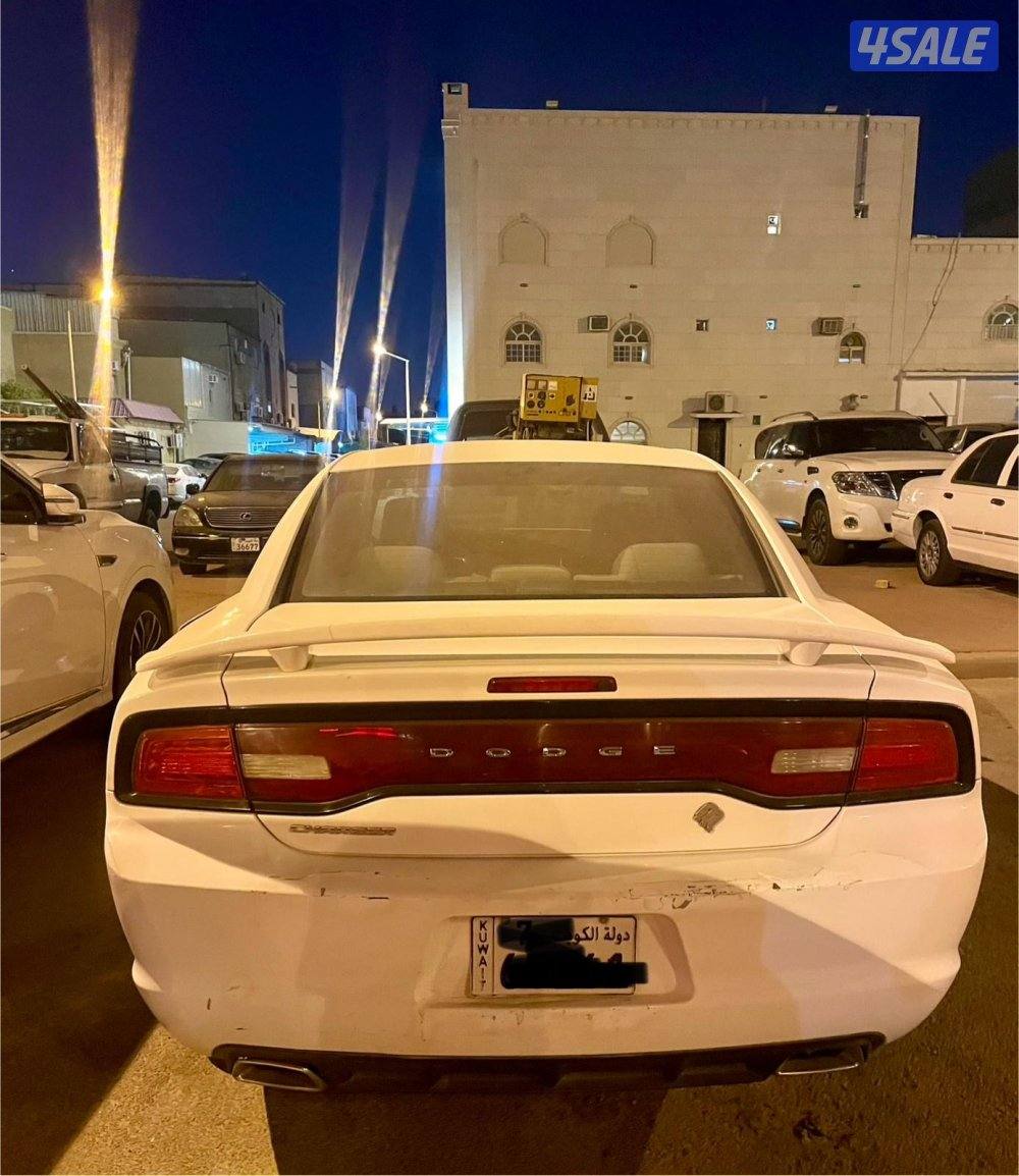 للبيع دوج شارجر1