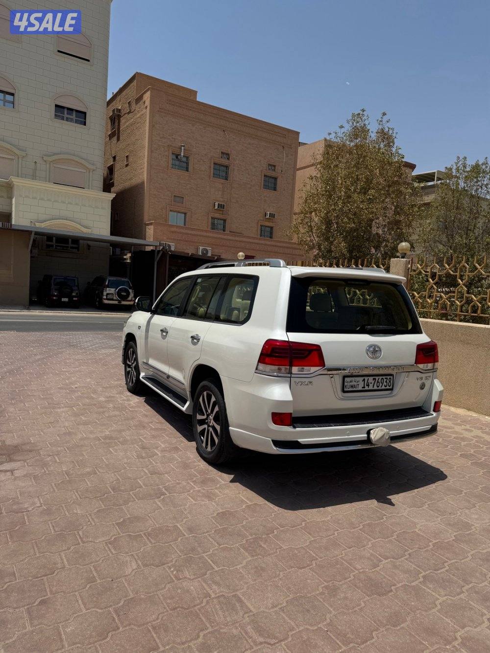 لاند كروز VX.R وارد الساير صبغ الوكالة0