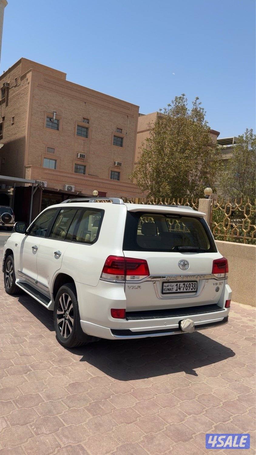 لاند كروز VX.R وارد الساير صبغ الوكالة1