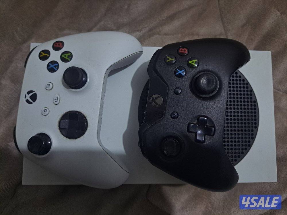 للبيع Xbox Series S (512GB) بحالة ممتازة

🔸 الحالة: نظيف، اشتغل سنة0
