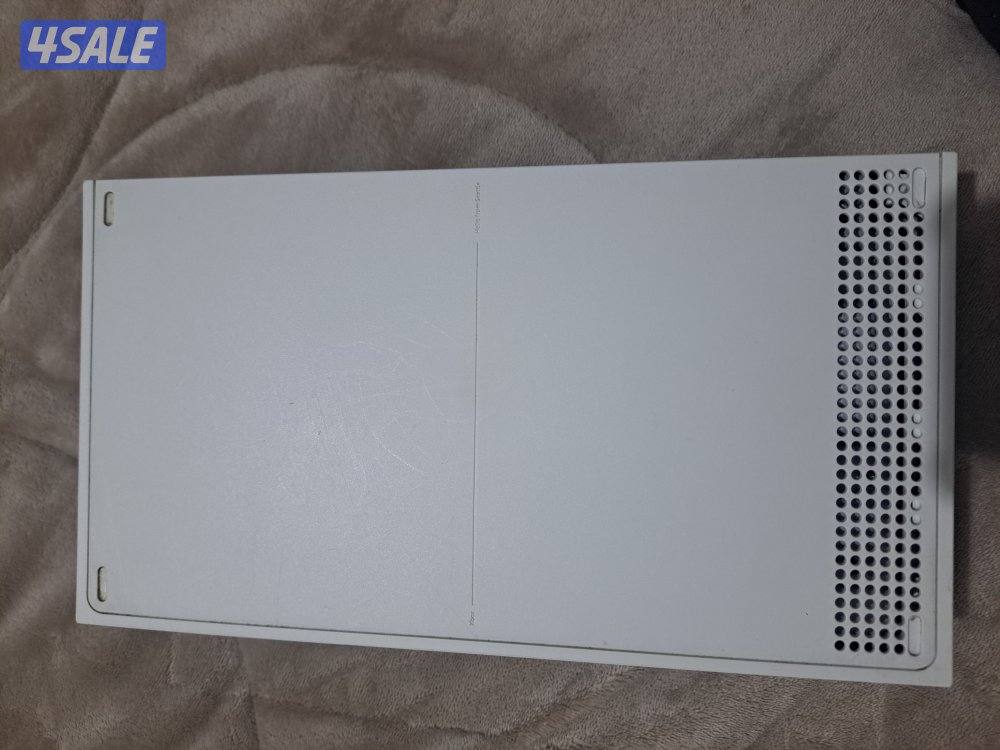 للبيع Xbox Series S (512GB) بحالة ممتازة

🔸 الحالة: نظيف، اشتغل سنة3