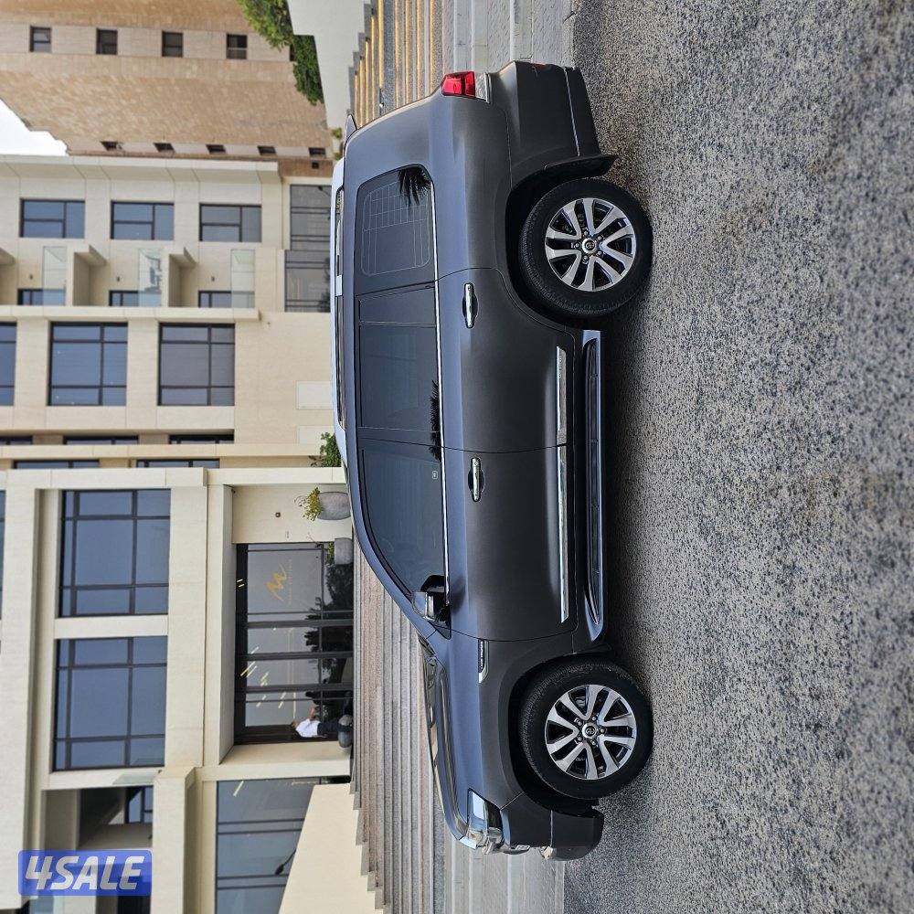 Land Cruiser GXR 20217