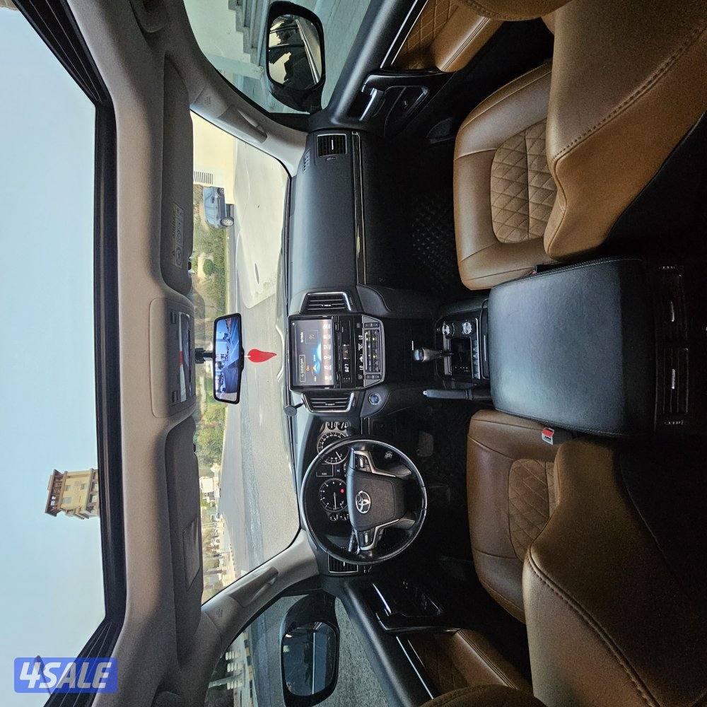 Land Cruiser GXR 20219