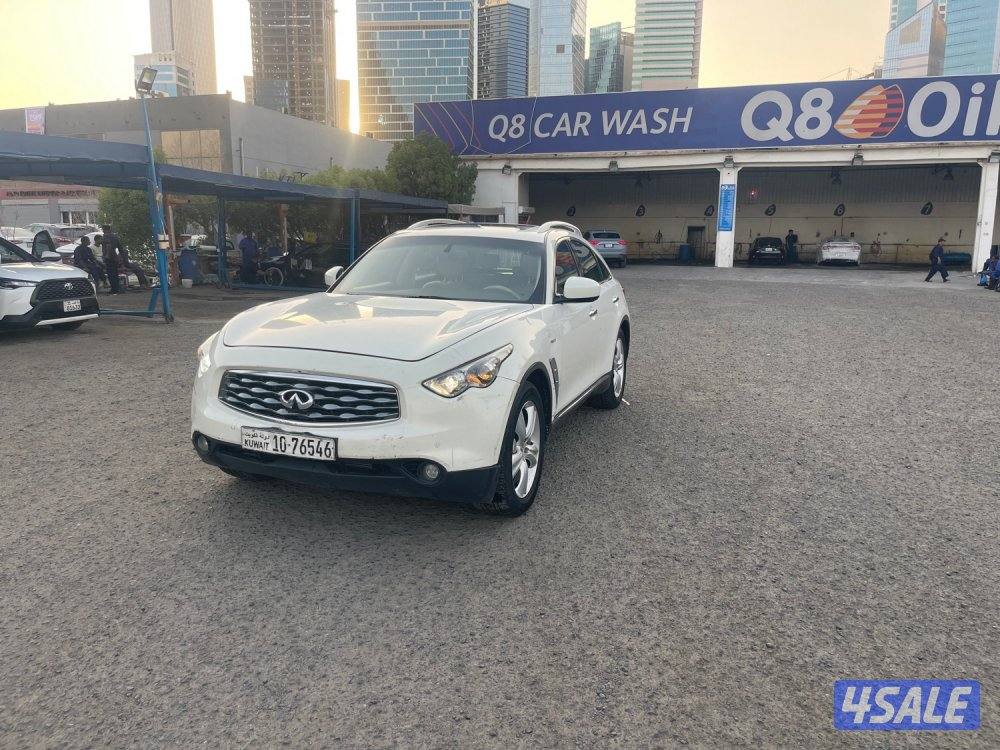 البيع لدواعي السفر انفنتي FX35 2011 صبغ الوكالة جير ماكينة نظيف 241km2