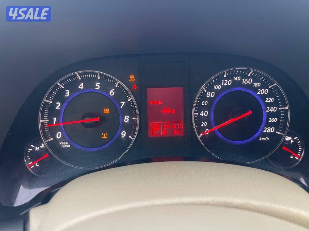 البيع لدواعي السفر انفنتي FX35 2011 صبغ الوكالة جير ماكينة نظيف 241km7