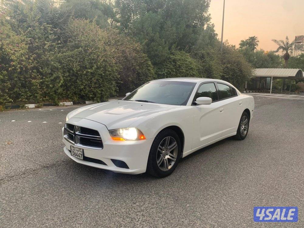 للبيع دودج شارجر 2013 عداد 335 فحص V6 الو صدفي مكيف ثلج جاهز مجهز من ا0