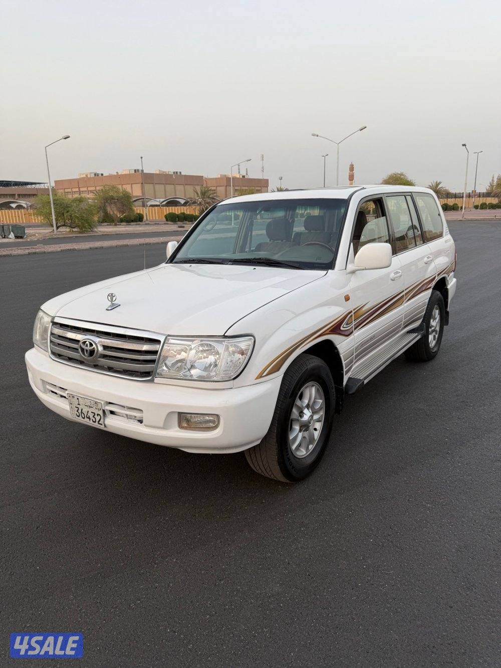 لاندكروز 20021