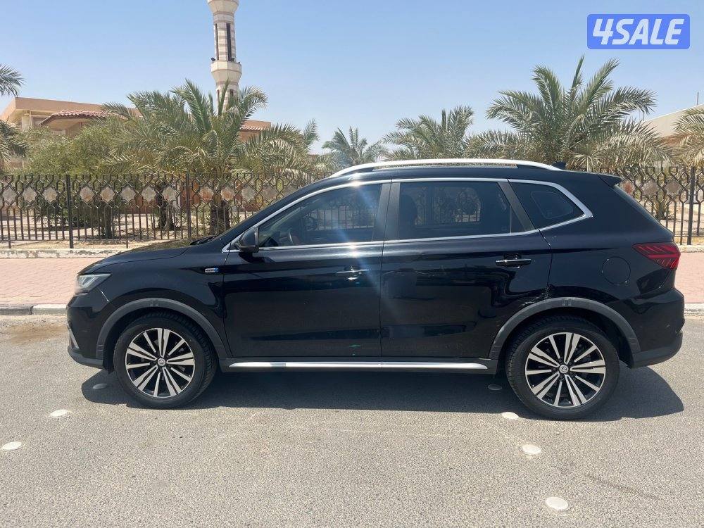 للبيع سياره MG - RX55