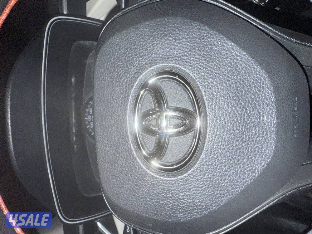 تاكسي متوفر 24 ساعة تحت الطلب و خاصه وبدون علامات وجوال9