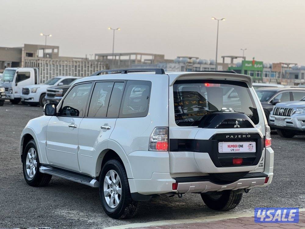 للبيع باجيرو 2022 الدرجة الاولى5