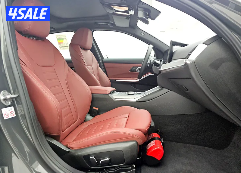 BMW 320i M Sport Pack12