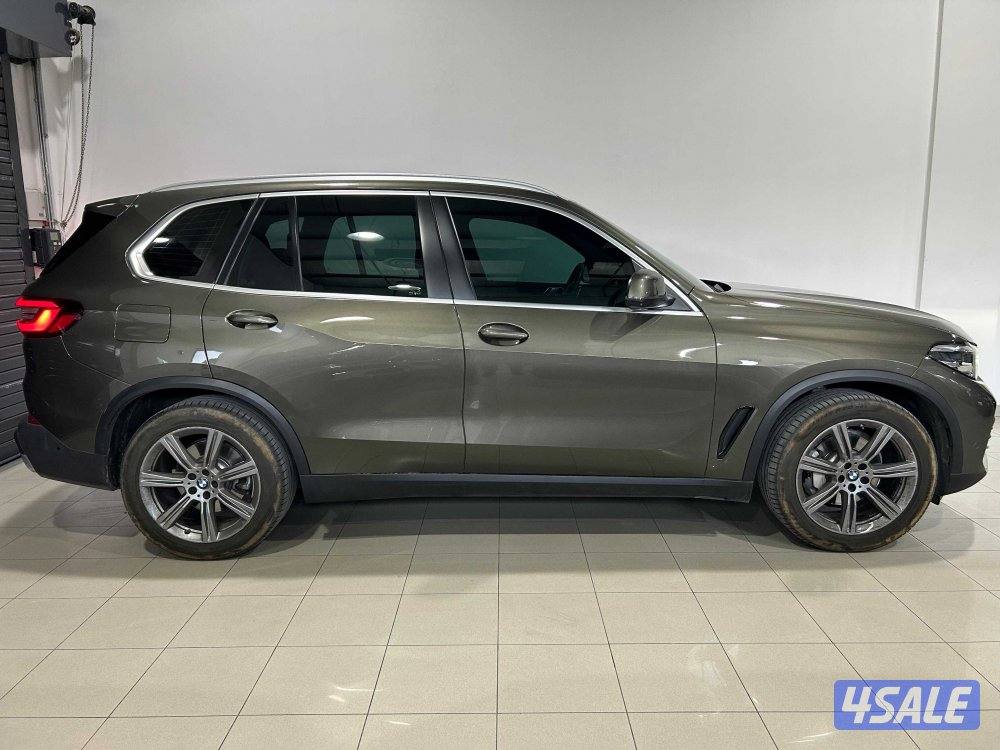 BMW X5 XDrive 40i0