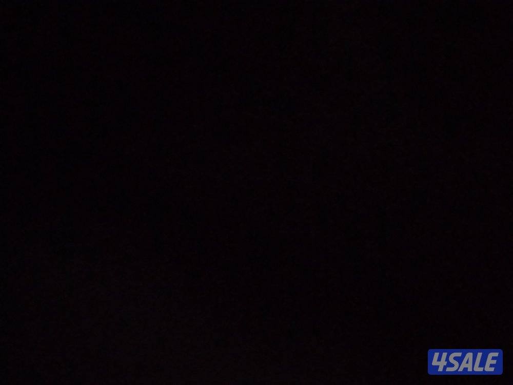 شاب يمني 27 عام يبحث عن وظيفه بائع عطور او محل العاب0