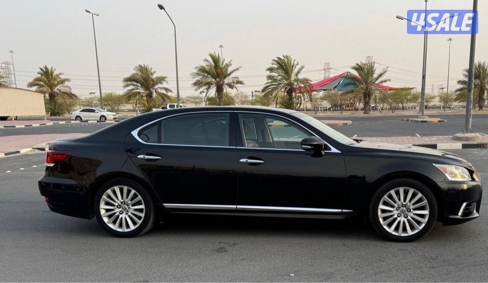 للبيع لكزس vip ماشي 800