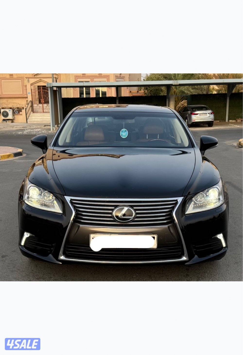للبيع لكزس vip ماشي 803