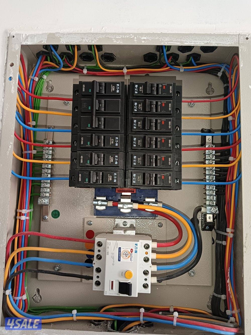 Electrician,,Cameras,, intercom,, satellite,, Teliphone, Sound system.6