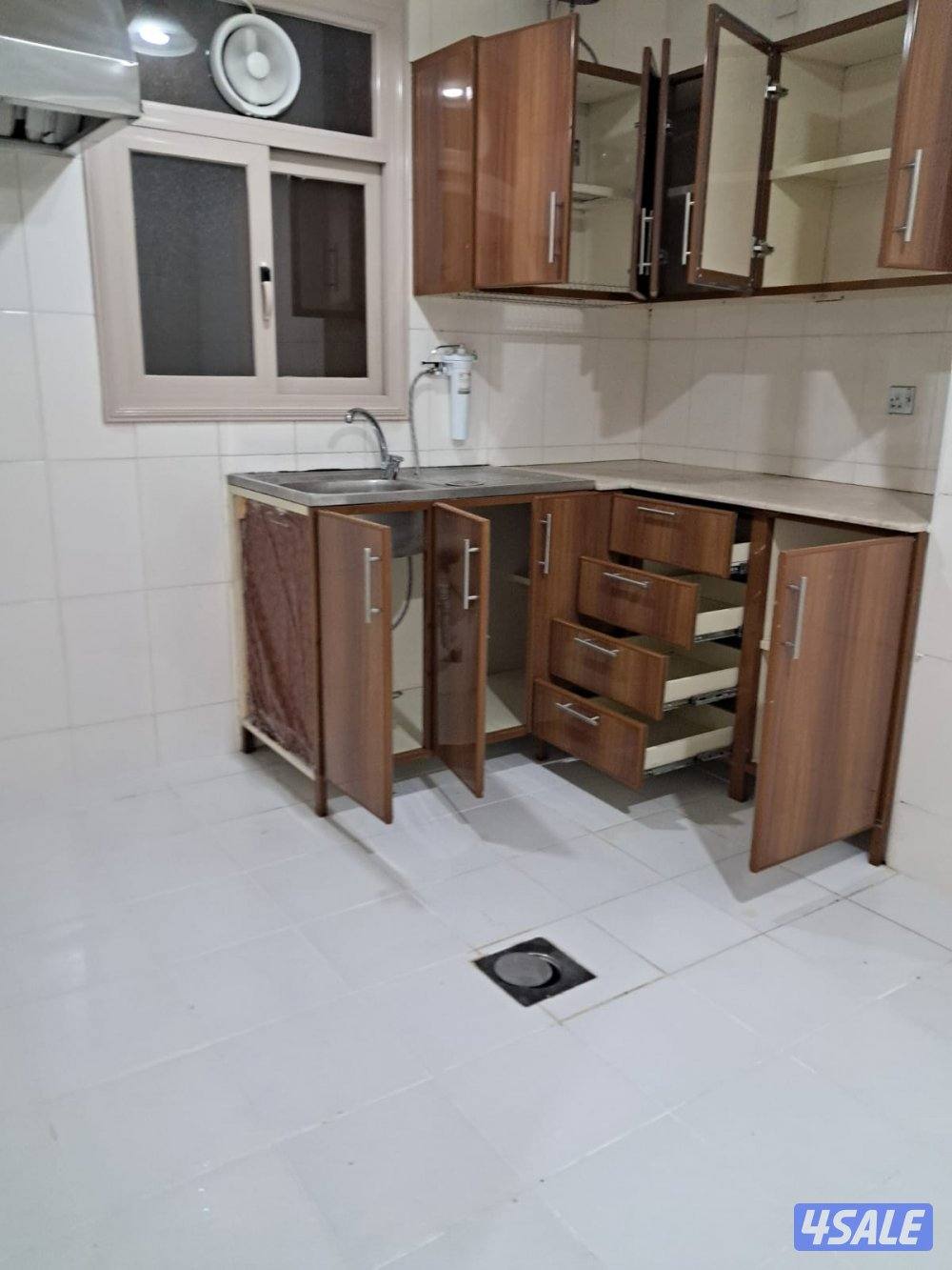 تنظيف شقق/تنظيف بيت كامل/تنظيف / تنظيف فلل / تنظيف كنب /تنظيف سجاد. /ت2