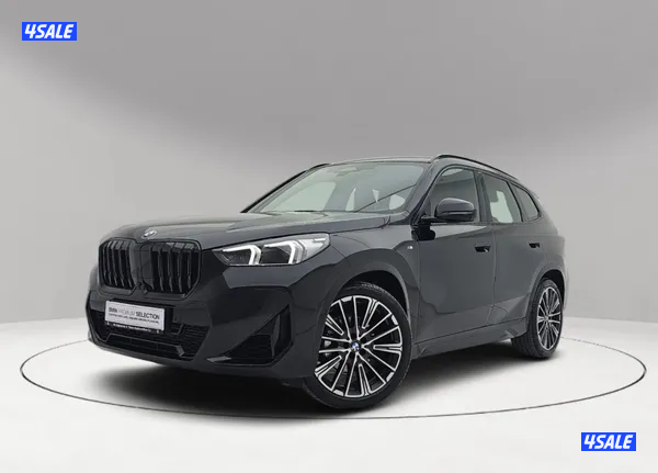 BMW X1 xDrive 20i M Sport Pack0