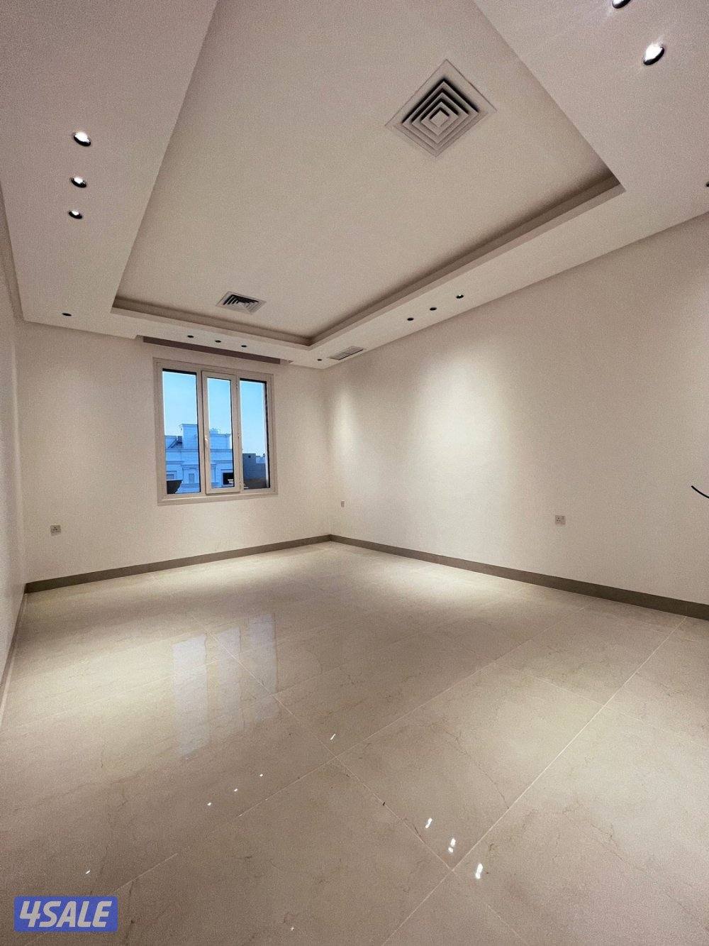 🏠للإيجار شقق غرب وجنوب عبدالله مبارك 🏠1