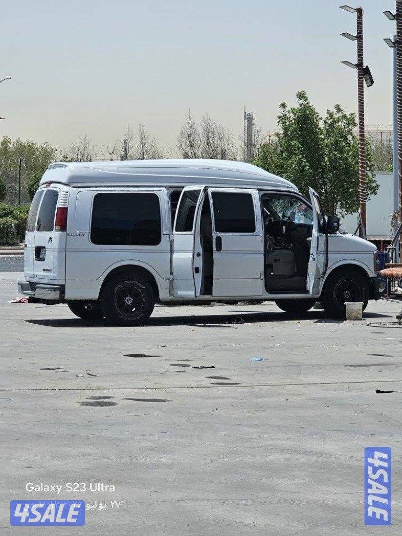 فان موديل ١٩٩٩ بحالة ممتازة0