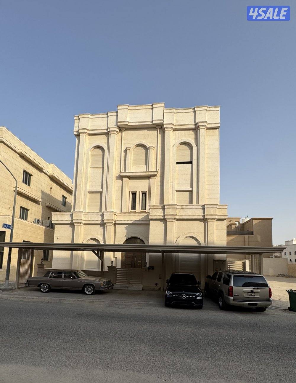 للبيع فلل واراضي في ابو فطيرة والفنيطيس0